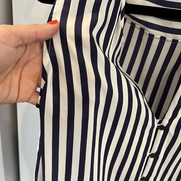 Joie silk tank button down with tie - Picture 2 of 6